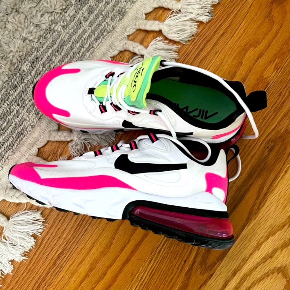 Nike Air 270